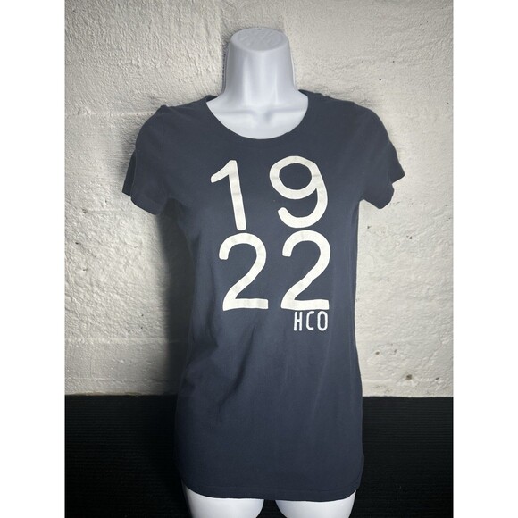 Hollister California Woman’s 1922 HCO Tshirt Size Medium - Picture 1 of 5